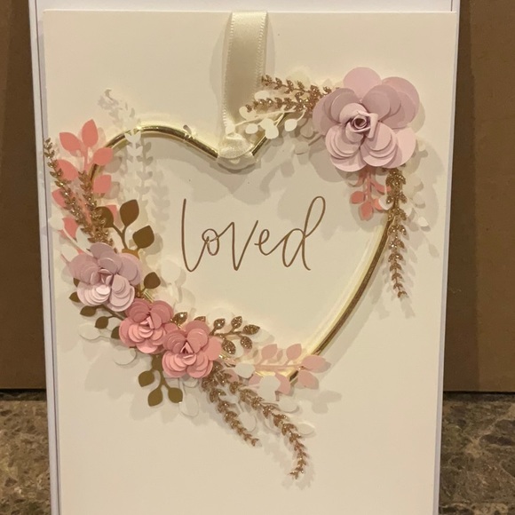 3 for $10 NIP Hallmark Signature Mother’s Day card and gift box. - Picture 4 of 6